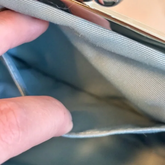 COACH Black and Gray Python Printed Leather Frames Kisslock Wristlet Clutch - Picture 11 of 11